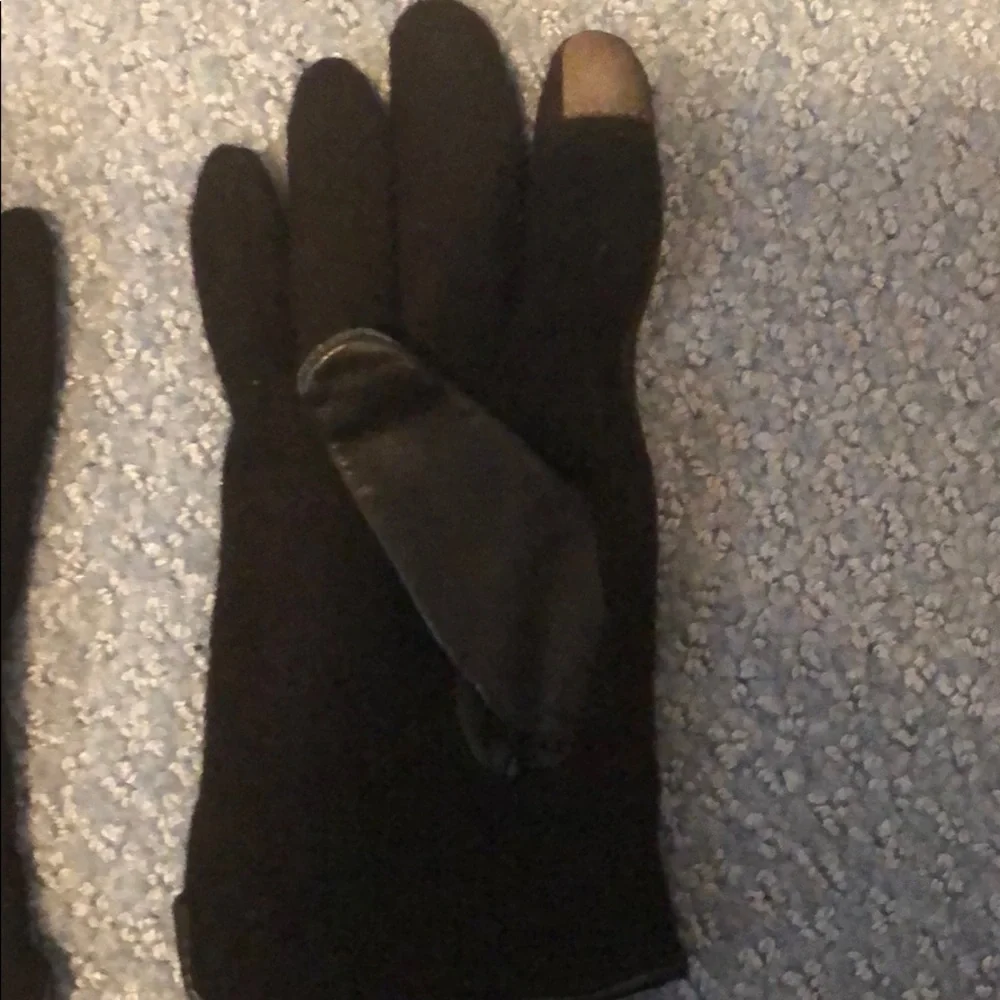 Lauren Ralph Lauren Black Gloves host pick use with your phone - Picture 6 of 12
